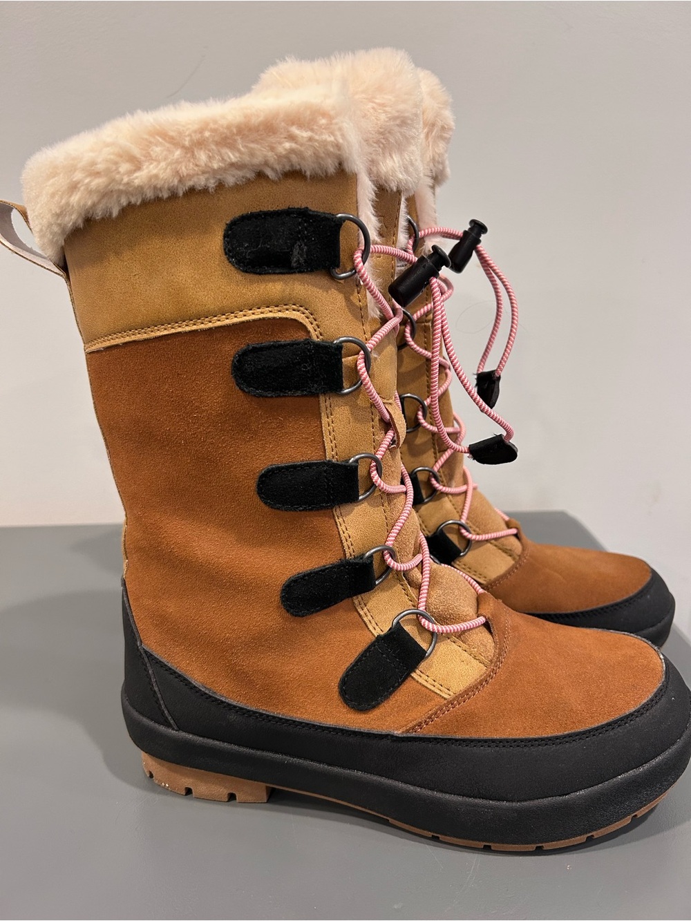 Girls size 5 Tan Suede Faux-Fur Winter Boot All in Motion